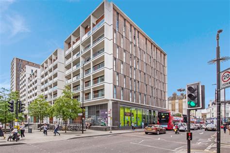 Flats to rent dalston  This ultra modern and one double bedroom apartment is situated on the fifth floor within this